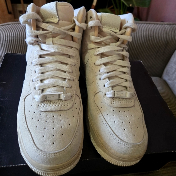 Nike AF1 Sculpt Suede 7 - Picture 1 of 5